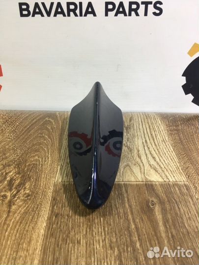 Антенна плавник на крышу Bmw X3 E83 3.0 N52 2007
