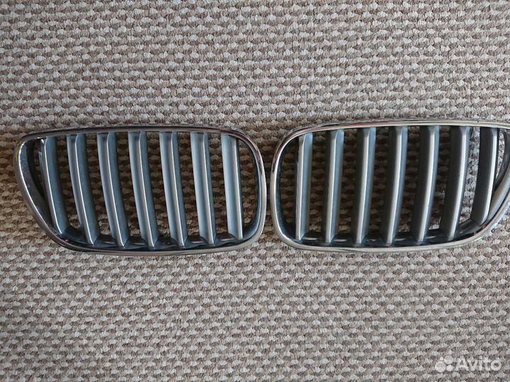 Решетка радиатора BMW