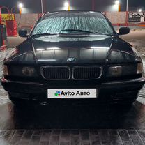 BMW 7 серия 2.8 AT, 1996, битый, 350 000 км, с пробегом, цена 460 000 руб.