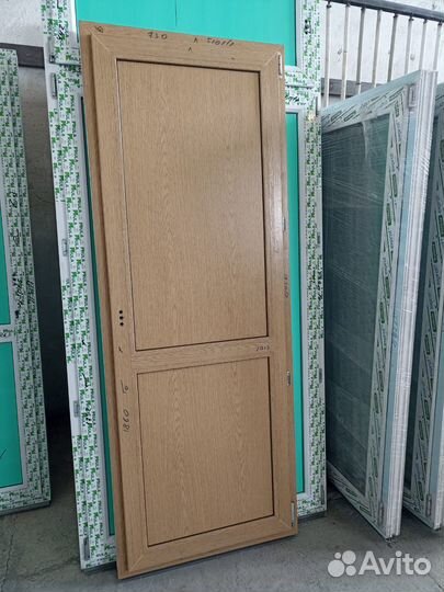 Пластиковые и алюминиевые двери