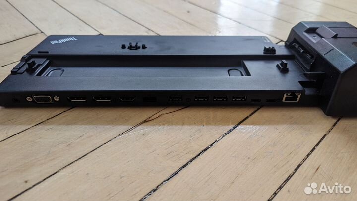 Lenovo ThinkPad Ultra Docking Station 40AJ