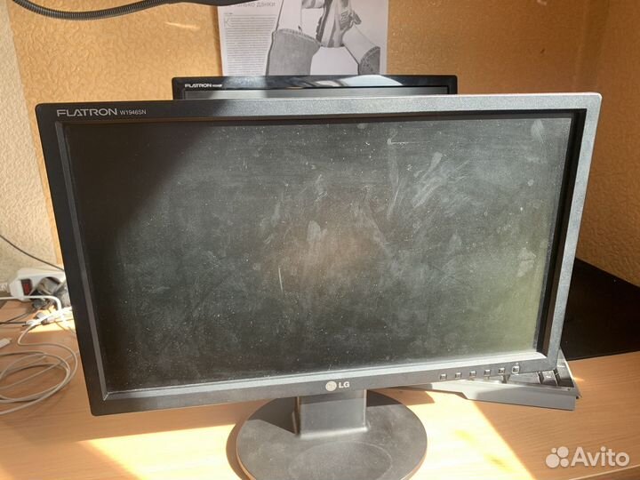 Монитор LG flatron w1946sn-w