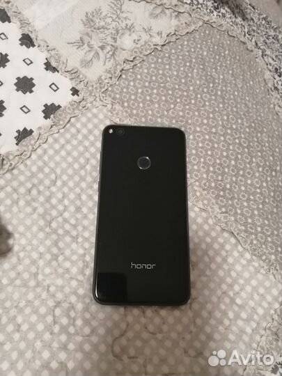 HONOR 8 Lite, 4/32 ГБ