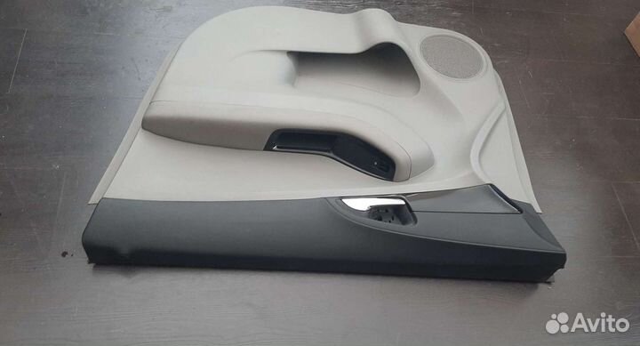 Chevrolet Orlando обшивка двери