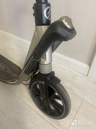 Самокат oxelo town 9 ef titan