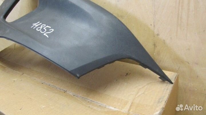 Накладка переднего бампера Volvo V40 Cross Country