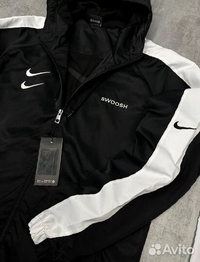 Спортивный костюм Nike со свушем LUX