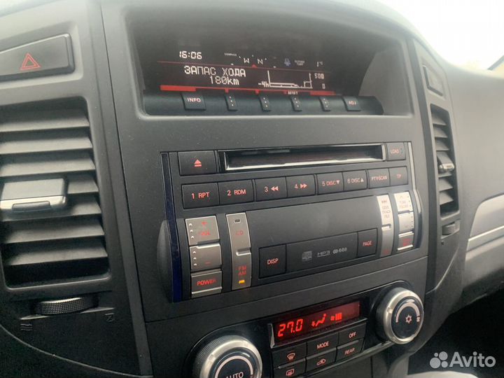 Продам магнитолу на mitsubishi pajero