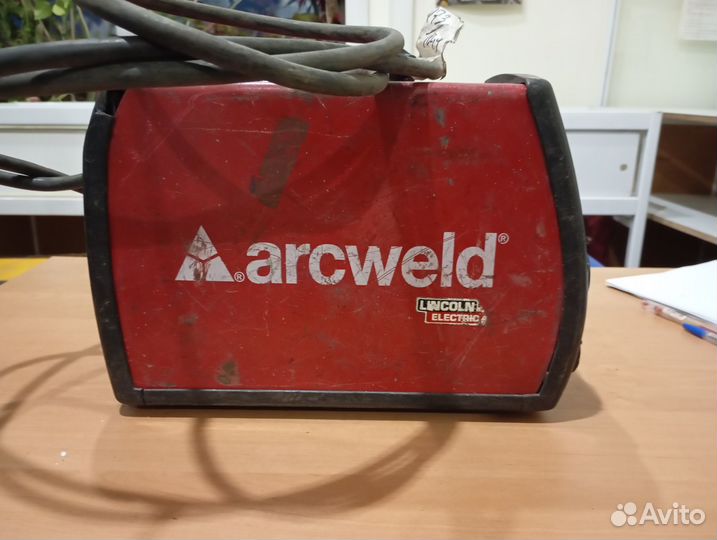 Сварочный аппарат Arcweld 200 бу