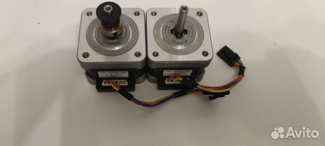 Шаговый двигатель nema 17 type 103H5205-4240