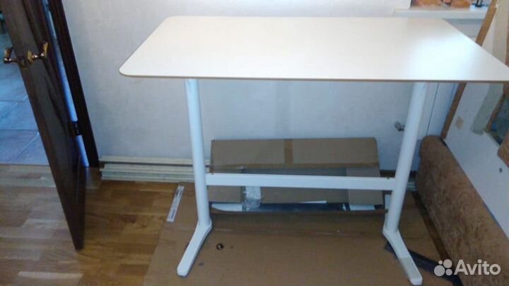 Барный стол