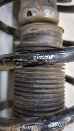 Амортизатор подвески киа Sorento, 2010