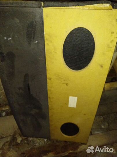 Акустическая полка