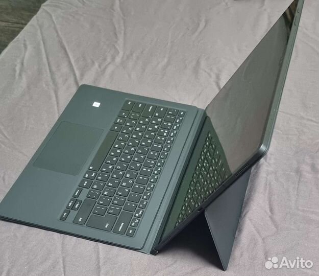 Samsung Galaxy Tab S8 Ultra 5G + клавиатура