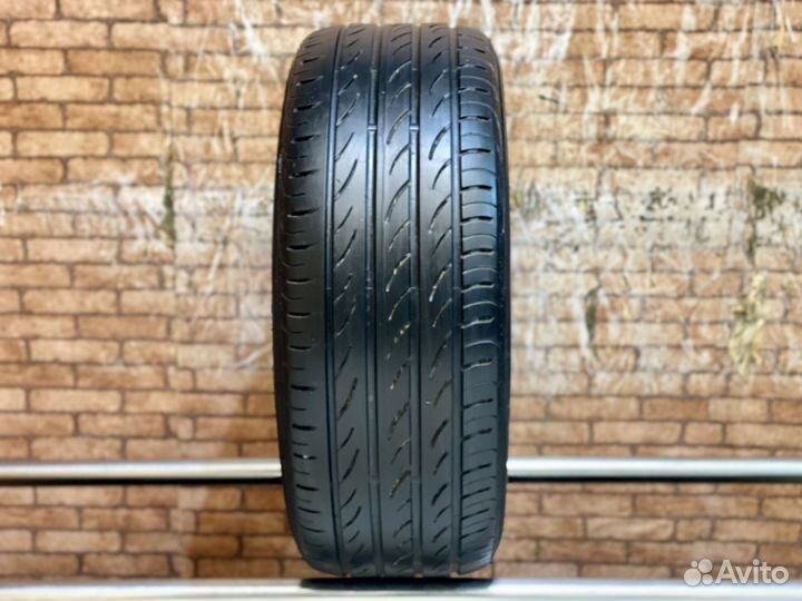 Pirelli P Zero Nero GT 215/50 R17