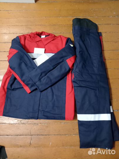 Продаётся зимняя спец одежда