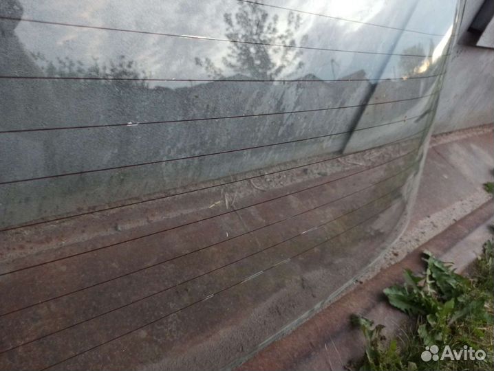 Заднее стекло ваз 2107