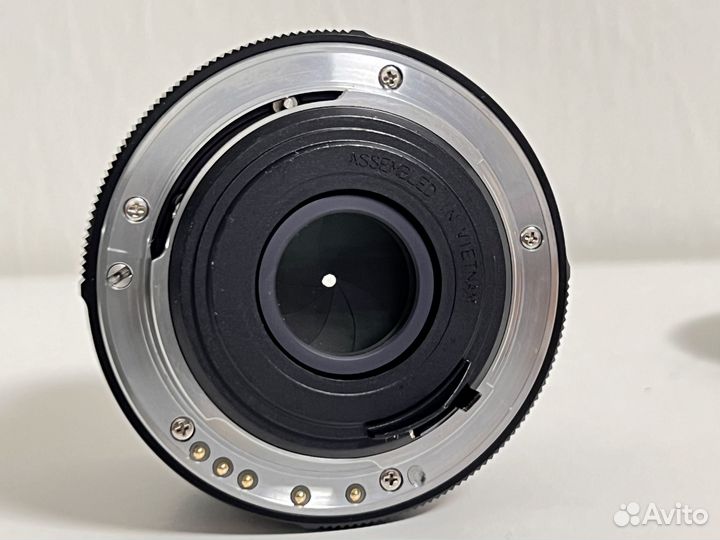 Pentax DA 70mm f/2.4 Limited HD