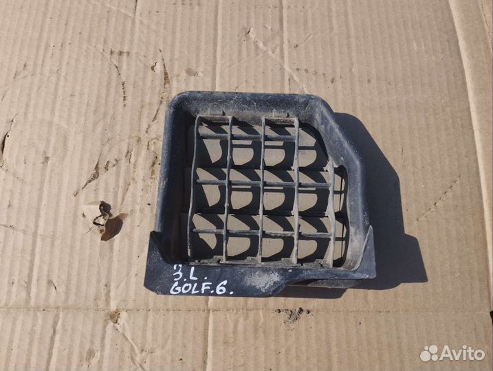 Клапан салона левый Volkswagen Golf 6