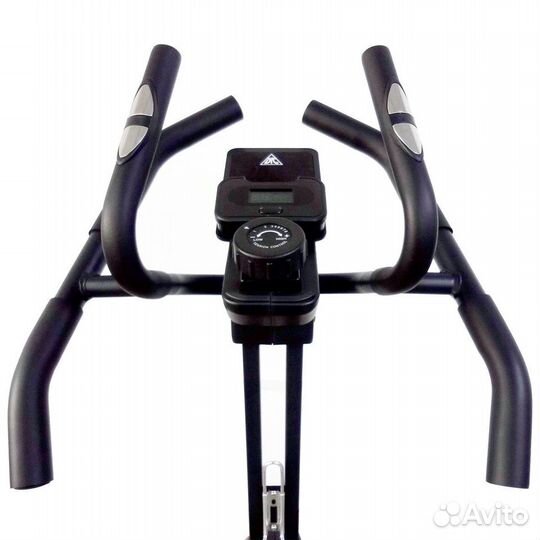 Эллиптический тренажер с элементом степпера