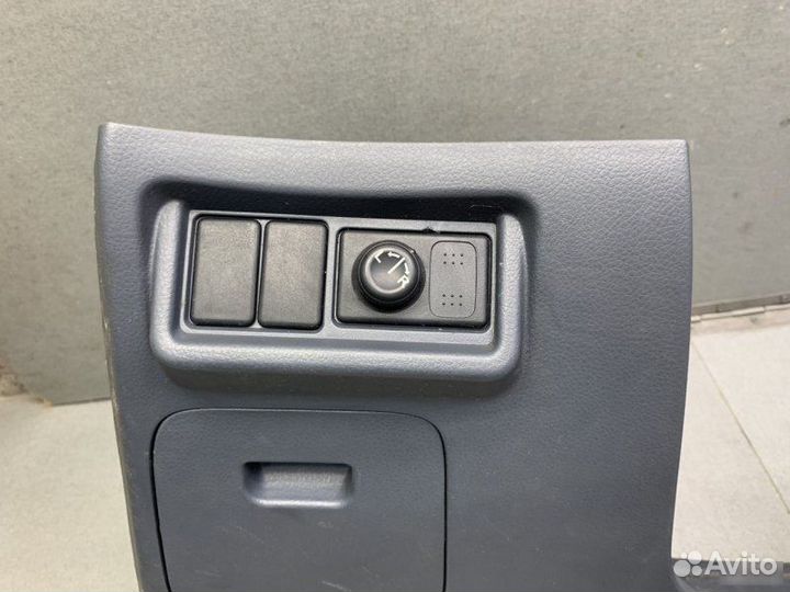 Накладка торпедо Nissan Primera P12 седан 2.0 QR20