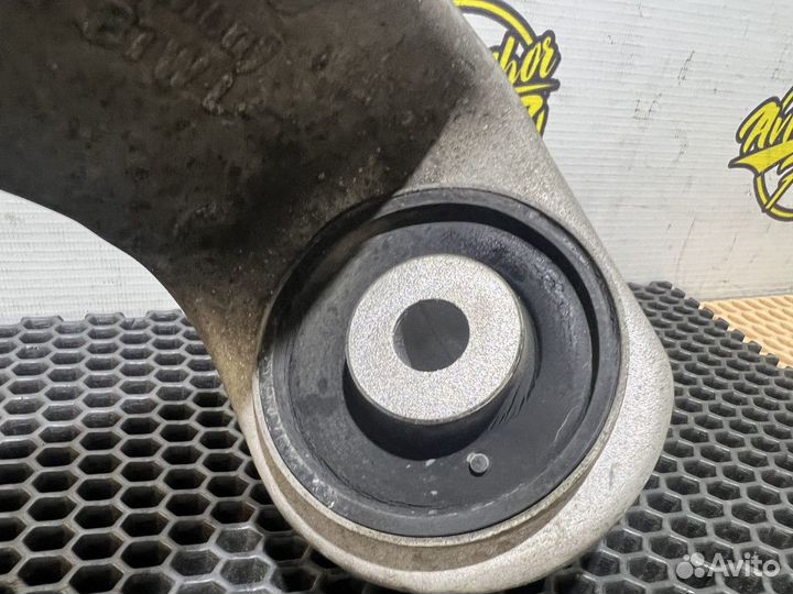 Рычаг передний левый нижний Volkswagen Touareg NF