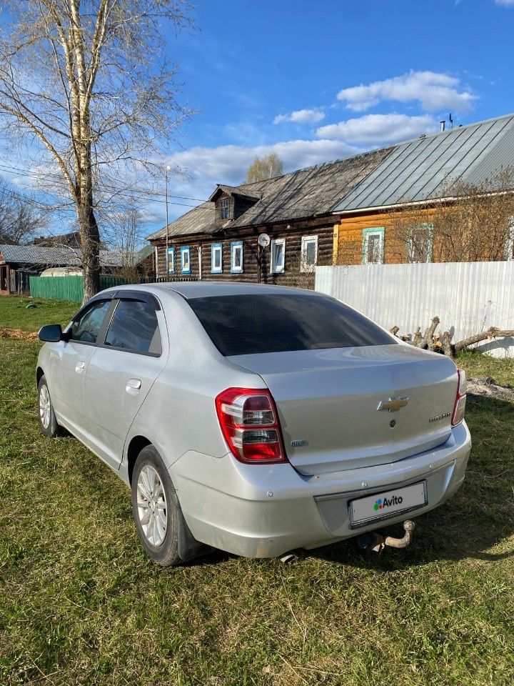 Chevrolet Cobalt: фото владельца