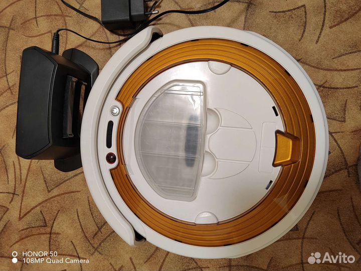 Робот пылесос