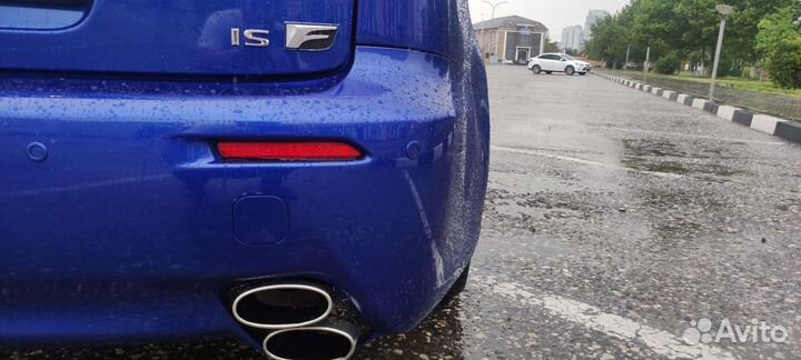 Фары на lexus is F 2012 г