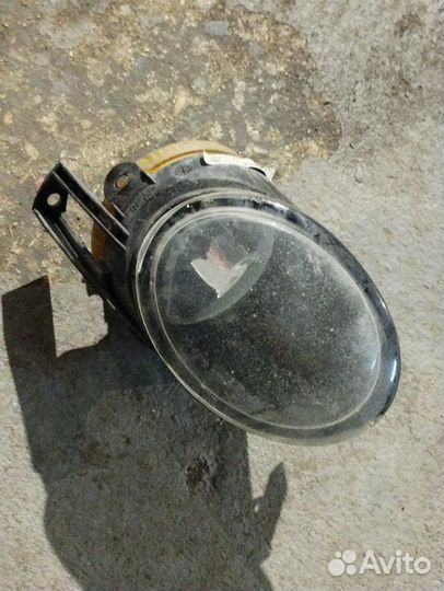 Фара противотуманная Volkswagen Passat B6 BZB 2008