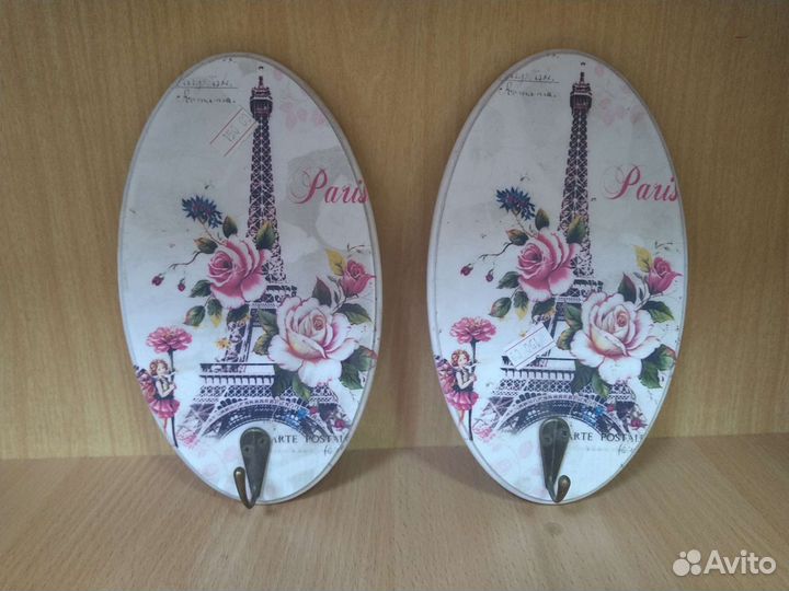 Крючки для интерьера