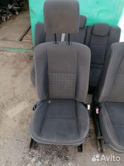 Салон рено меган 2