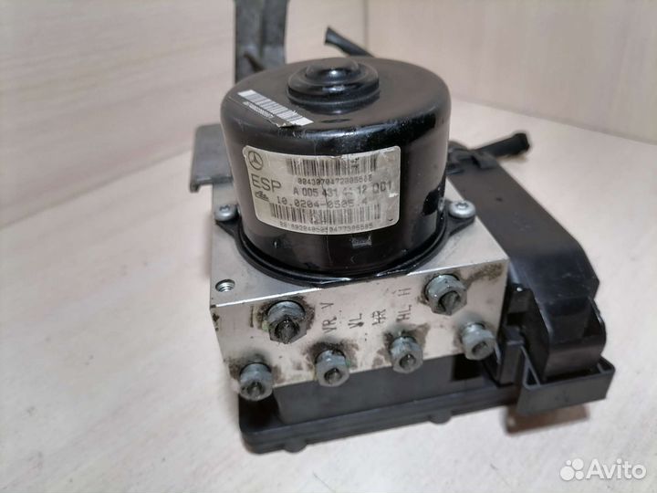 Блок ABS в сборе Mercedes W203 C209 W209