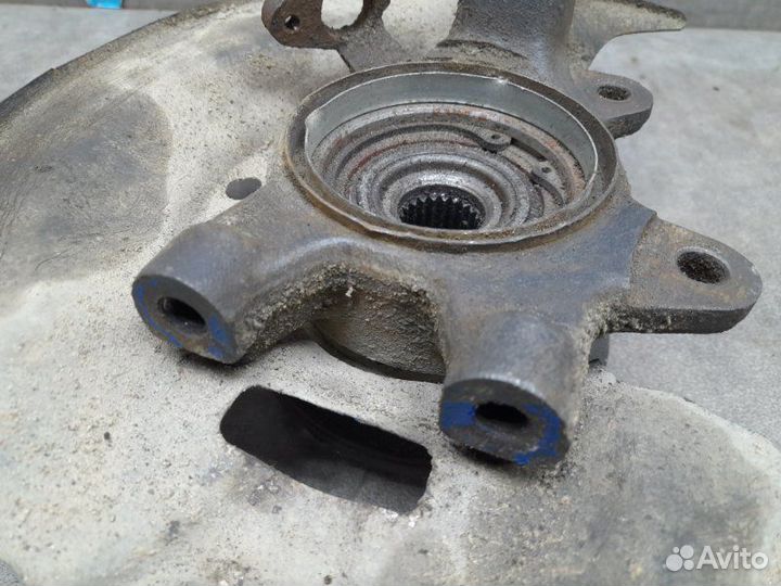 Кулак поворотный передний левый Лада Гранта 1.6