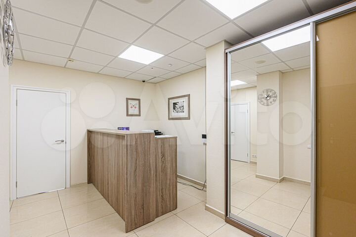Офис, 307 м²