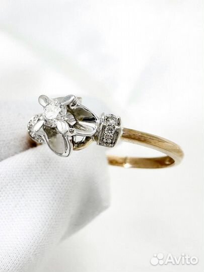 Золотое кольцо с бриллиантами 585 / 2.74 гр