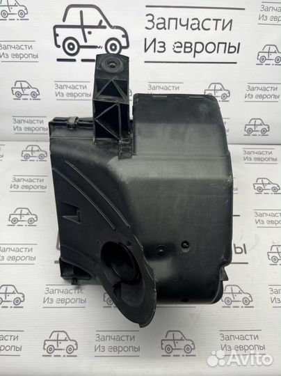 Корпус воздушного фильтра Audi a6 c5 2.5 TDI