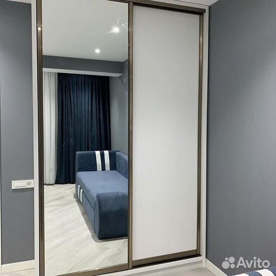 Шкаф-купе с зеркалом на заказ