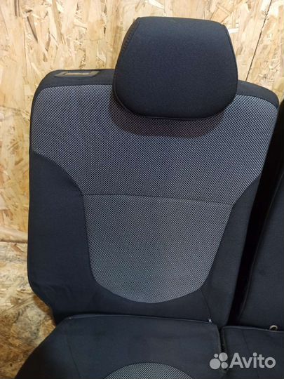Сиденье заднее Hyundai Solaris хэтчбек
