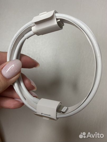 Зарядка на iPhone