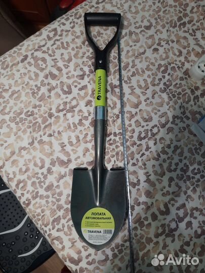 Лопата для снега автомобильная