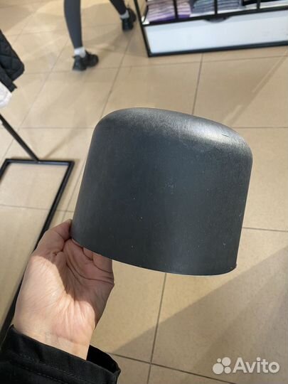 Подставка под головные уборы