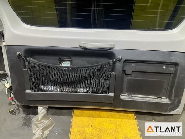 Дверь 5-я mitsubishi pajero