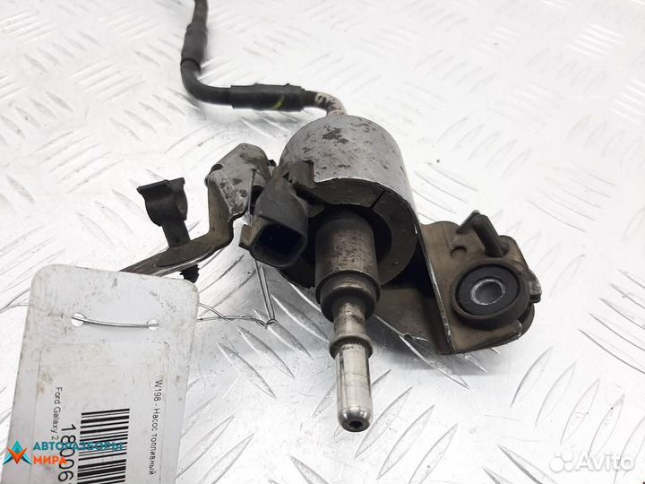 Насос топливный Ford Galaxy 2 рест. 2012 1681994