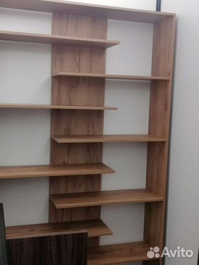 Стеллаж с полками