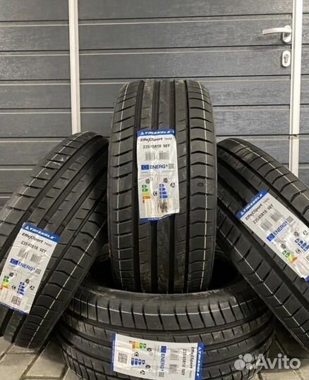 Triangle EffeXSport TH202 275/30 R19 96Y