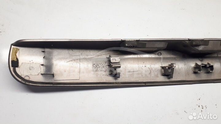 Накладка крышки багажника Nissan Qashqai