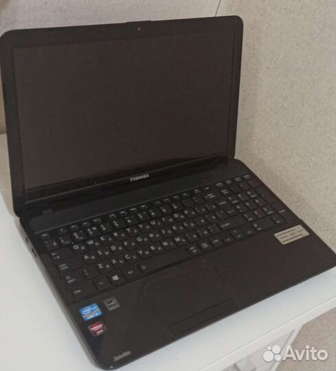 Ноутбук toshiba