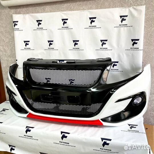 Передний бампер Razor Лада Гранта