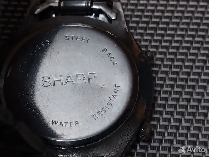 Часы sharp из 00-х